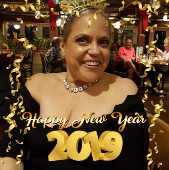 Meet your Posher, Julie - Picture 1 of 1